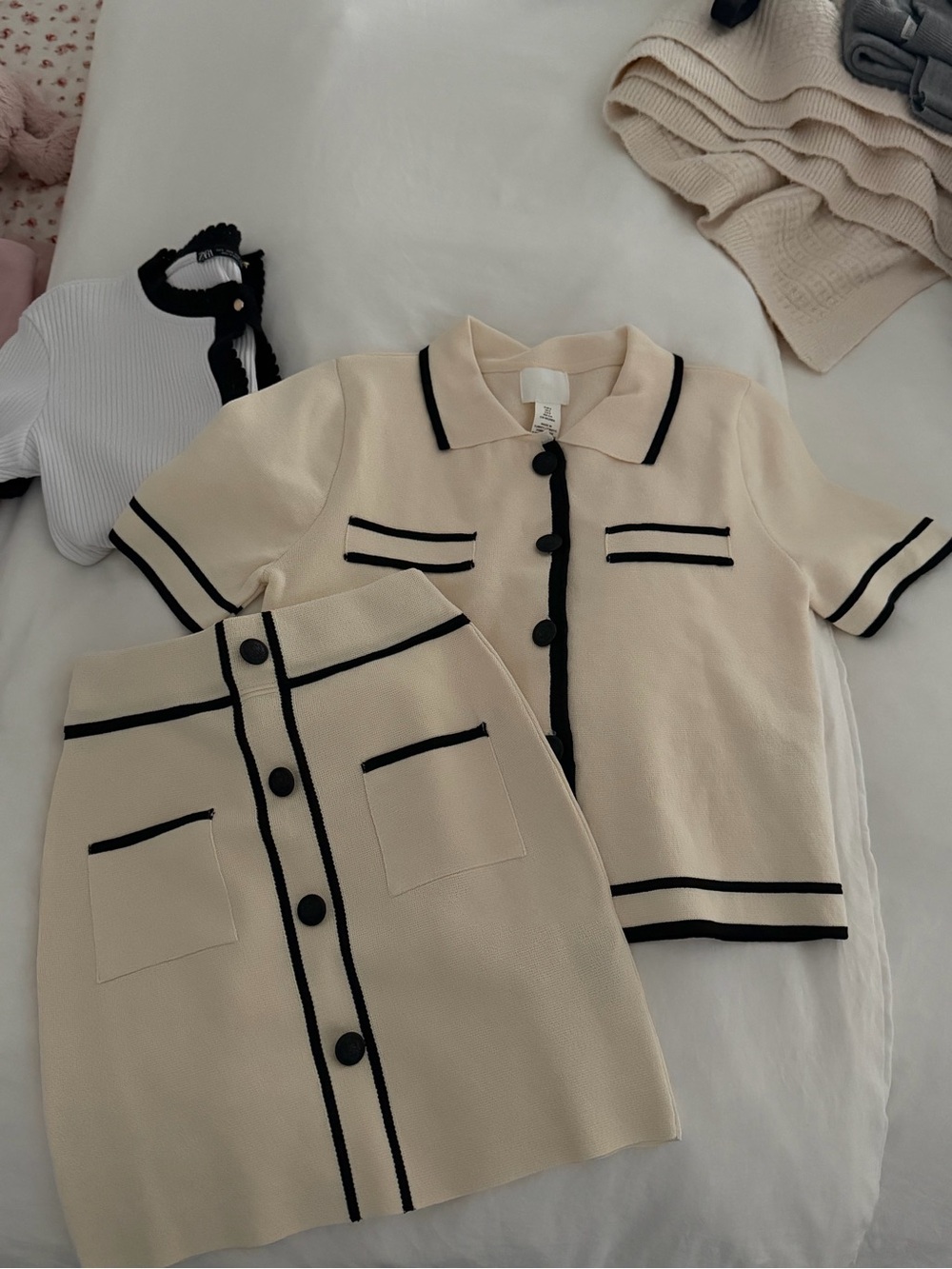 H&M Cream Knit Polo Cardigan with Black Button Trim